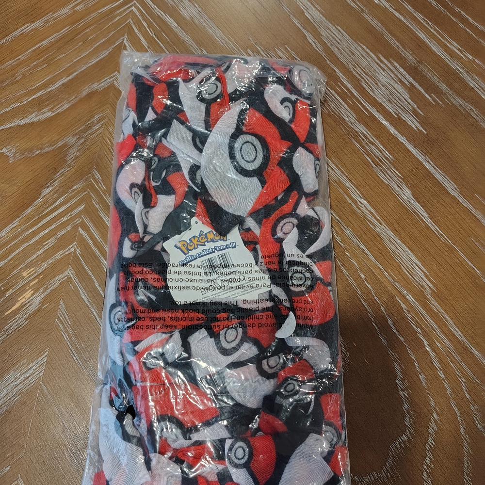 Pokémon Poké Ball Scarf